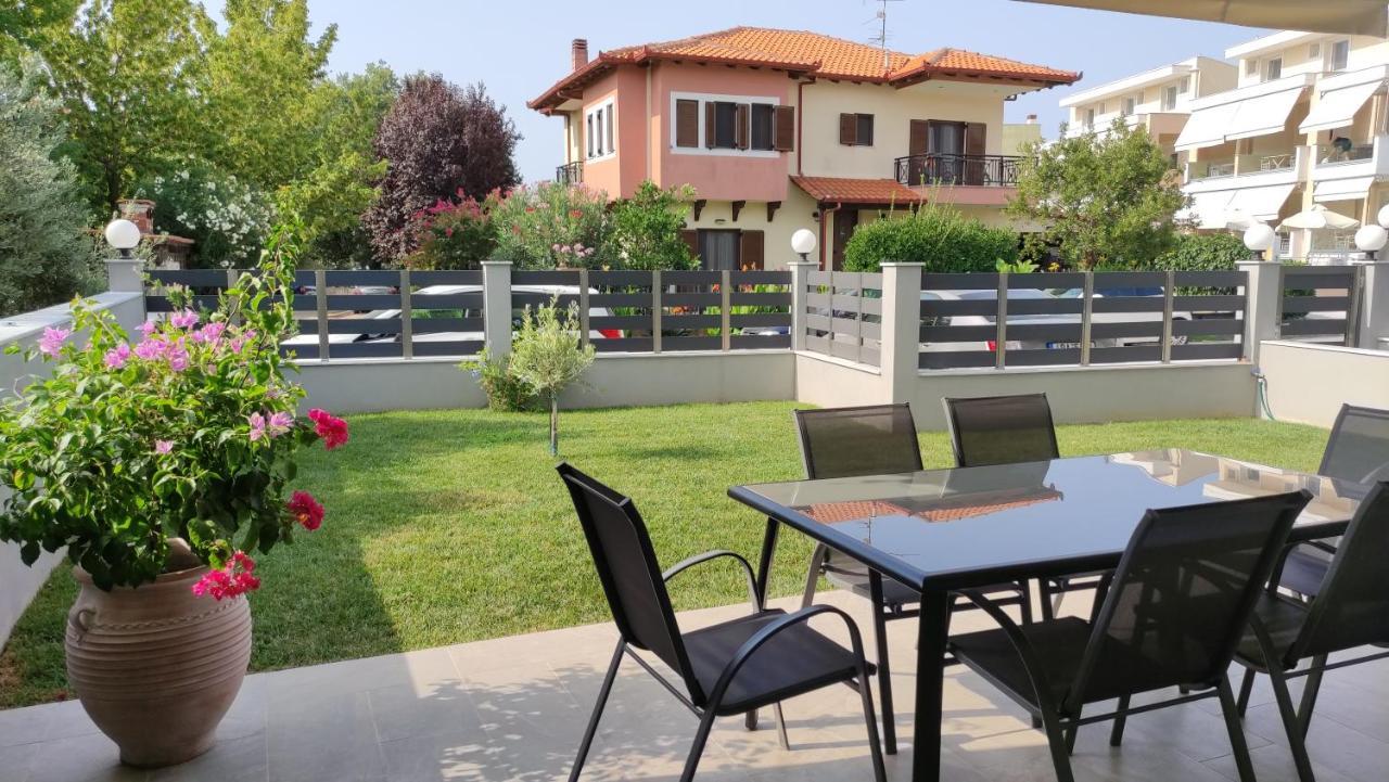 To Helidoni Apartment & Gardens Нікіті Екстер'єр фото